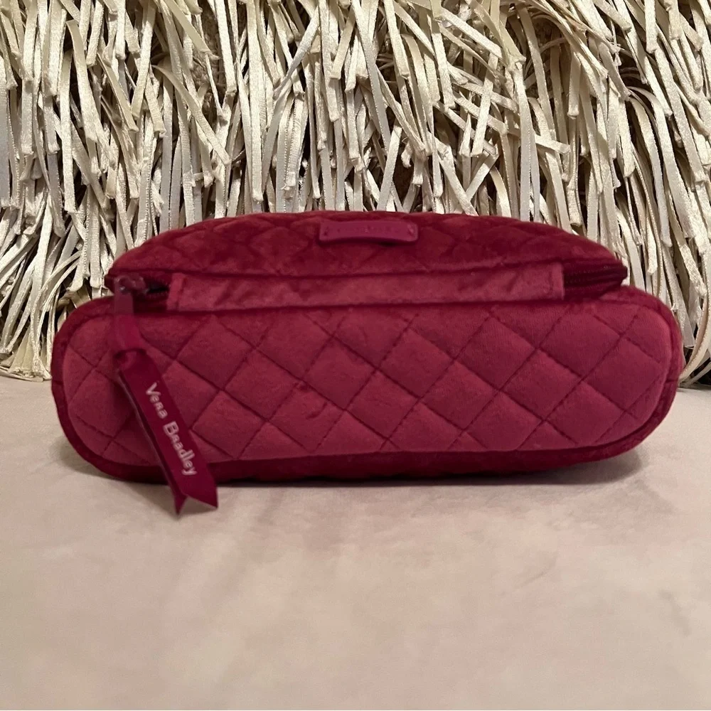 VERA BRADLEY Majestic Magenta Velvet Makeup Cosmetic Organizer Travel Bag Zipper
